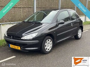 Peugeot 2061.4 XS-line NAP/NWE APK/LAGE KM STAND