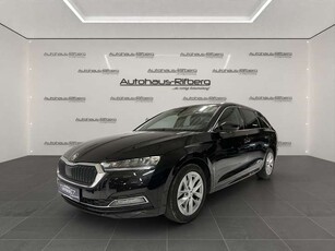 Skoda OctaviaCOMBI 2.0 TDI First Edition/DSG/NAVI/LED