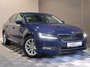 Skoda Superb2.0 TDI Style°AHK°BiXenon°ACC°Navi°Shzg°