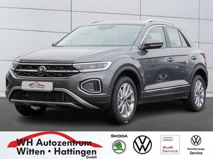 Volkswagen T-Roc1.5 TSI Style NAVI AHK LED GJ-REIFEN ACC PARK-A...