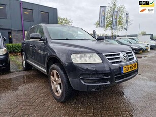 Volkswagen Touareg2.5 TDI AUTOMAAT BAK IS DEFECT