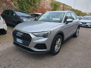 Audi Q335 2.0 TDI 150CV Business S-Tronic