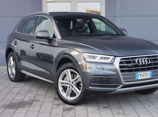 Audi Q5S-line quattro Stronic Business Sport sline