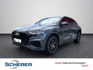 Audi Q8s-line