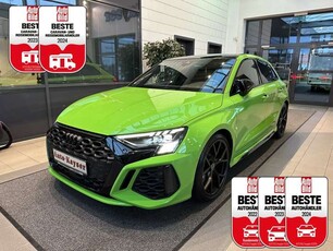 Audi RS3SB +Pano+Keramik+RSDynamik+290km/h+RS-Sportabgasan