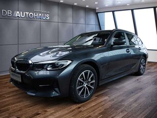 BMW 330e Touring Advantage Sport-Steptronic