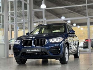 BMW X3xD30e Panorama Kamera HiFi DAB Alarm Sport