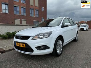 Ford FocusWagon 1.6 Titanium /Airco/Cruise/PDC/Trekhaak/LMV