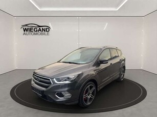 Ford Kuga1.5 EcoBoost 2x4 ST-Line+LED+PANORAMA+19-ZO