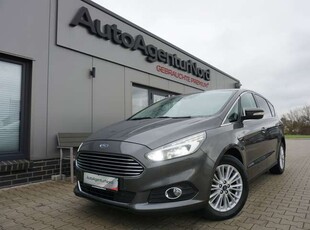 Ford S-MaxTitanium Aut. ACC+LED+PANO+KAMERA+NAVI+SHZ