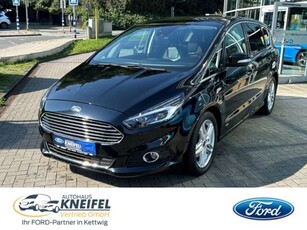 Ford S-MaxTitanium AWD Leder LED Navi Keyless PANO,e-Sitze.R