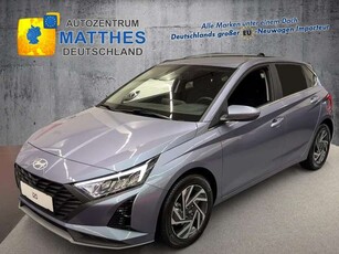 Hyundai i20Select :NAVI Kamera Klima Tempomat Elektr. Fens...