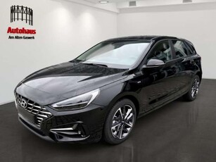 Hyundai i30AUTOMATIK+NAVI+LED+KLIMAAUT+SITZHZG+LENKRADHZG