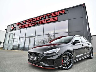 Hyundai i30N Performance Fastback 8-DCT* Domstrebe*