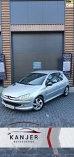 Peugeot 2061.4-16V XS APK 12/2025 CENTRAAL OH BOEKJES 2 SLEUT