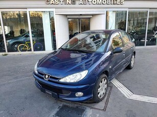 Peugeot 2061.6 HDI EXECUTIVE FAP 5P à pro ou export en l\u002