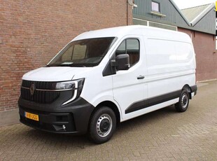 Renault MasterT35 2.0 dCi 130 L2H2 Advance trekhaak en camera