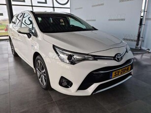 Toyota AvensisTouring Sports 1.8*Trekhaak*Cruise*Airco*