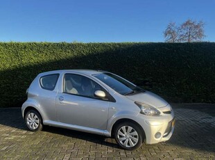 Toyota Aygo1.0 VVT-I NOW Airco I Navi I Elec. Rmn I 74.282 KM