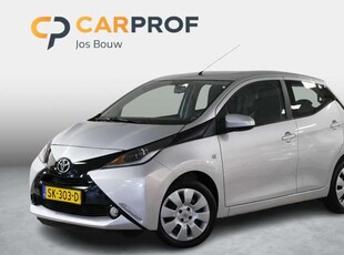 Toyota Aygo1.0 VVT-i x-nav 69 PK. Airco | Camera | Bluetooth