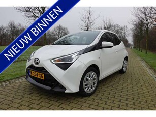 Toyota Aygo1.0 VVT-i x-play Automaat, Achteruitrijcamera, Blu