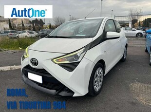 Toyota AygoAygo 1.0 x-cool 69cv