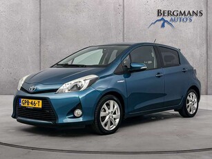 Toyota Yaris1.5 Full Hybrid Dynamic // LEDER // NAVI // 1e EIG