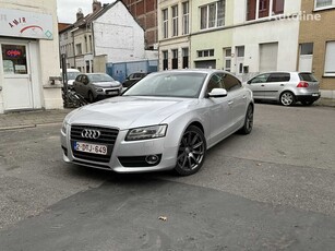 Продавам седан Audi A5 на търг