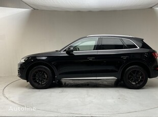 Продавам кросоувър Audi Q5 на търг