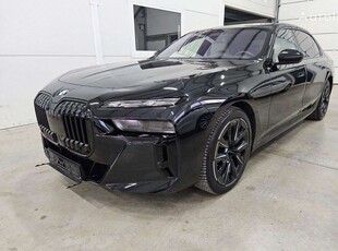 Седан BMW 740