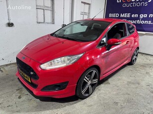 Продавам хечбек Ford Fiesta на търг