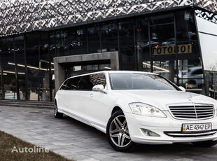 Отдавам под наем седан Mercedes-Benz S-Class W221 Original Restayling