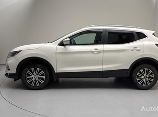 Продавам кросоувър Nissan Qashqai на търг