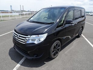 Миниван Nissan SERENA