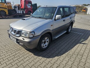 Джип Nissan Terrano