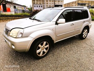 Джип Nissan X-Trail