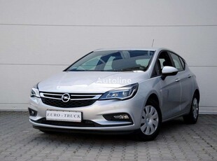 Хечбек Opel Astra