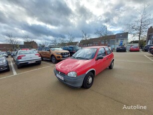 Продавам хечбек Opel Corsa на търг