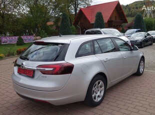 Комби Opel insignia