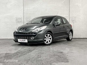 Продавам хечбек Peugeot 207 на търг