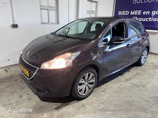 Продавам хечбек Peugeot 208 на търг