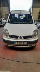 Продавам миниван Renault KANGOO на търг