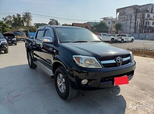 Пикап Toyota HILUX