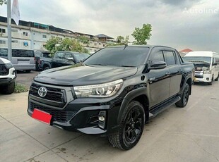 Пикап Toyota HILUX