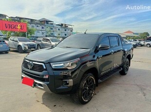 Пикап Toyota HILUX