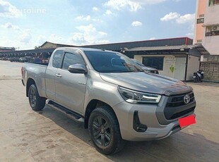 Пикап Toyota HILUX