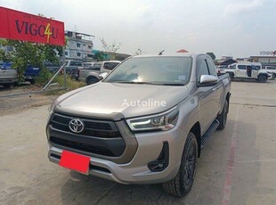 Пикап Toyota HILUX