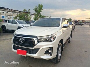 Пикап Toyota HILUX