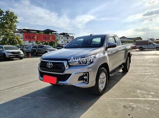 Пикап Toyota HILUX