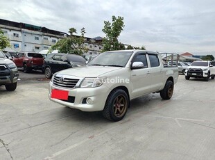 Пикап Toyota HILUX